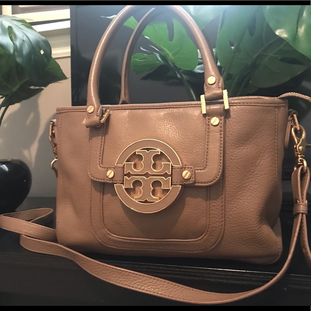 AUTHENTIC Tory Burch ‘Amanda’ Crossbody Bag Clay